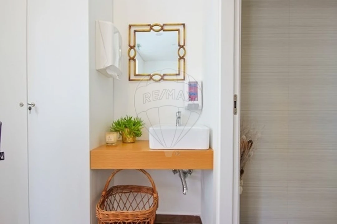 Negócio para Venda em Vila Chã, Codal e Vila Cova de Perrinho Foto 6