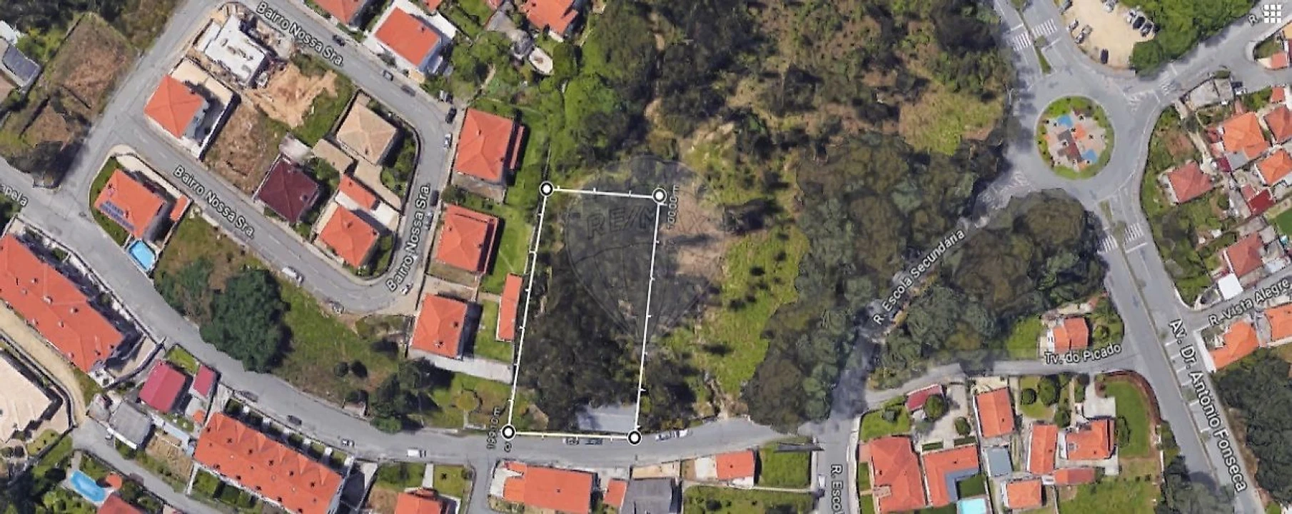 Terreno para Venda em Macieira de Cambra Foto 2