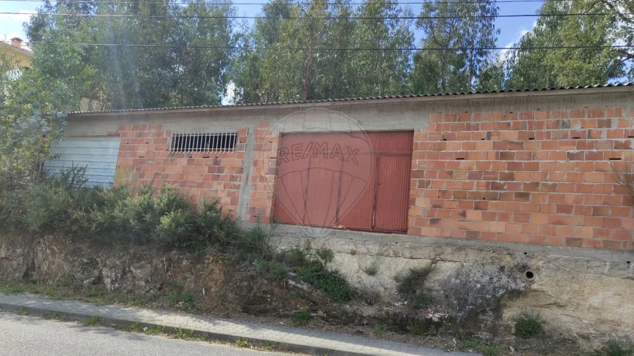 Terreno para Venda em Macieira de Cambra Foto 5