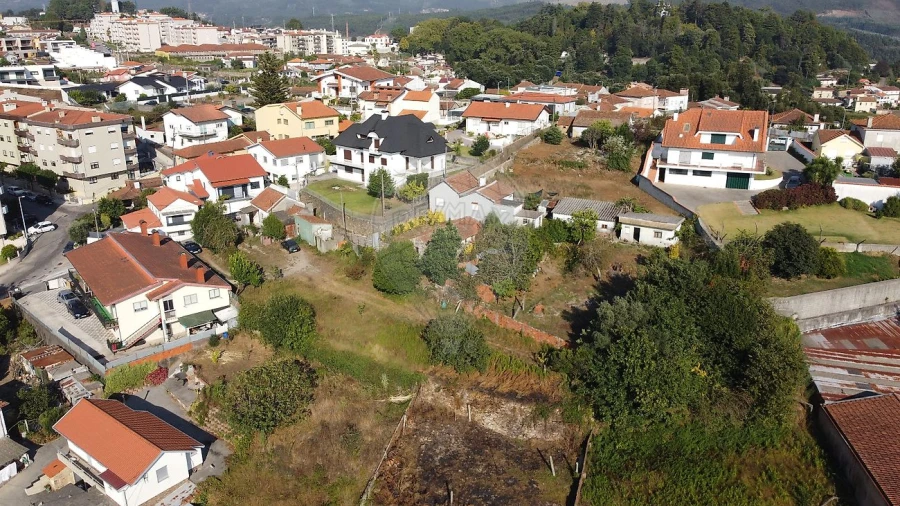 Moradia T3 para Venda em O. Azeméis, Riba-Ul, Ul, Macinhata Seixa, Madail Foto 2