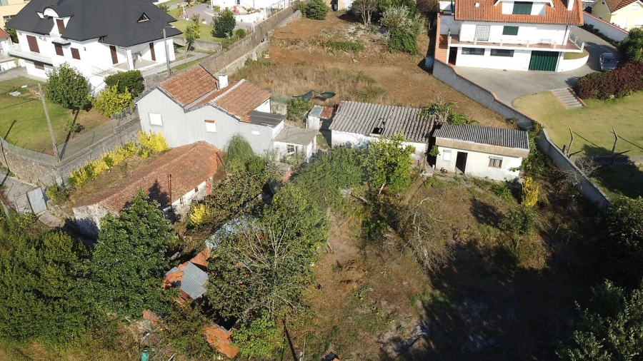 Moradia T3 para Venda em O. Azeméis, Riba-Ul, Ul, Macinhata Seixa, Madail Foto 12