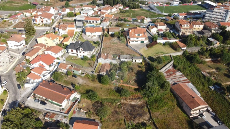 Moradia T3 para Venda em O. Azeméis, Riba-Ul, Ul, Macinhata Seixa, Madail Foto 8