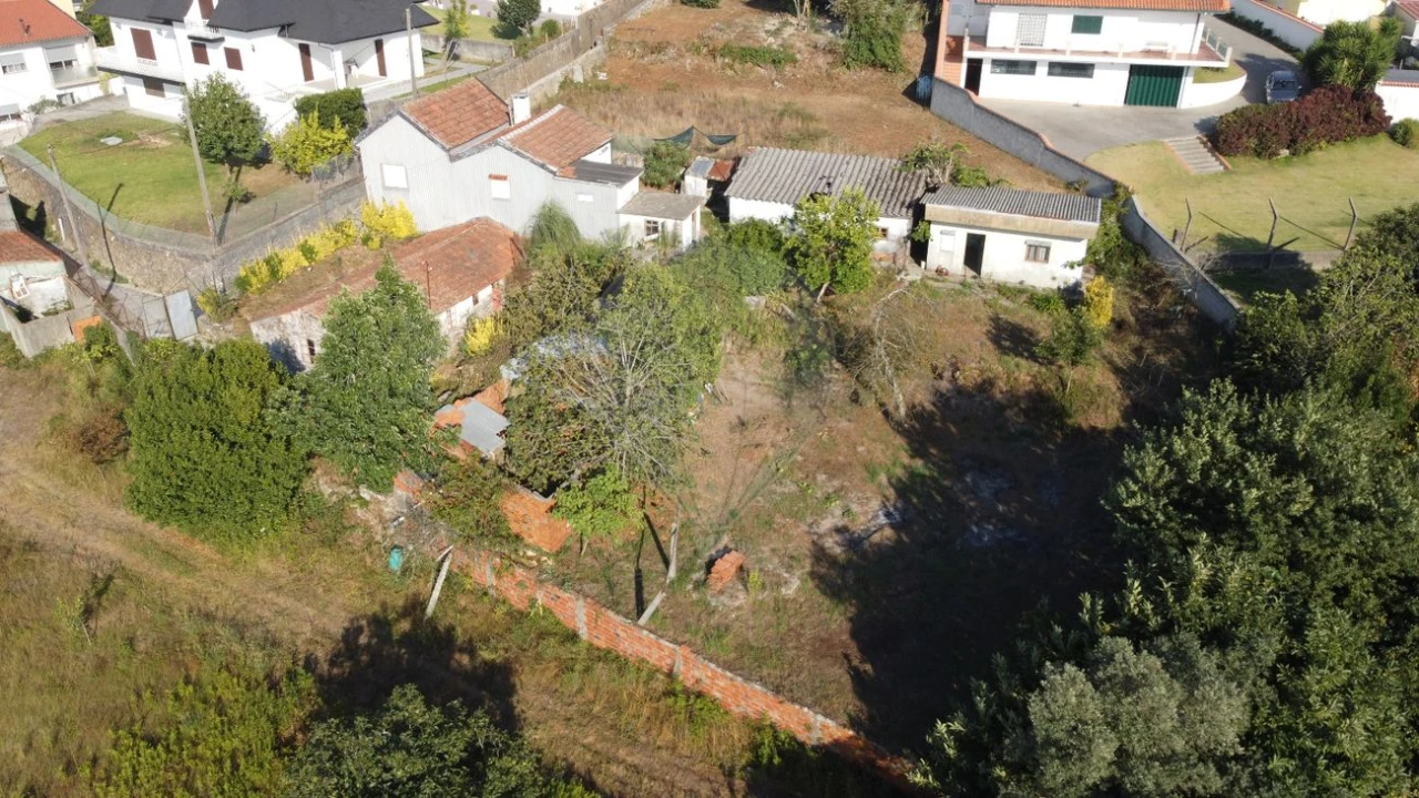 Moradia T3 para Venda em O. Azeméis, Riba-Ul, Ul, Macinhata Seixa, Madail Foto 13