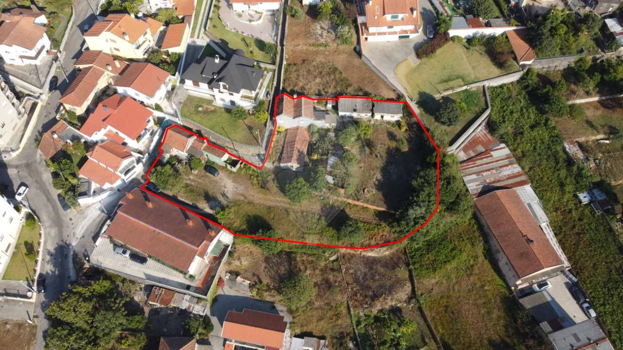 Moradia T3 para Venda em O. Azeméis, Riba-Ul, Ul, Macinhata Seixa, Madail Foto 18