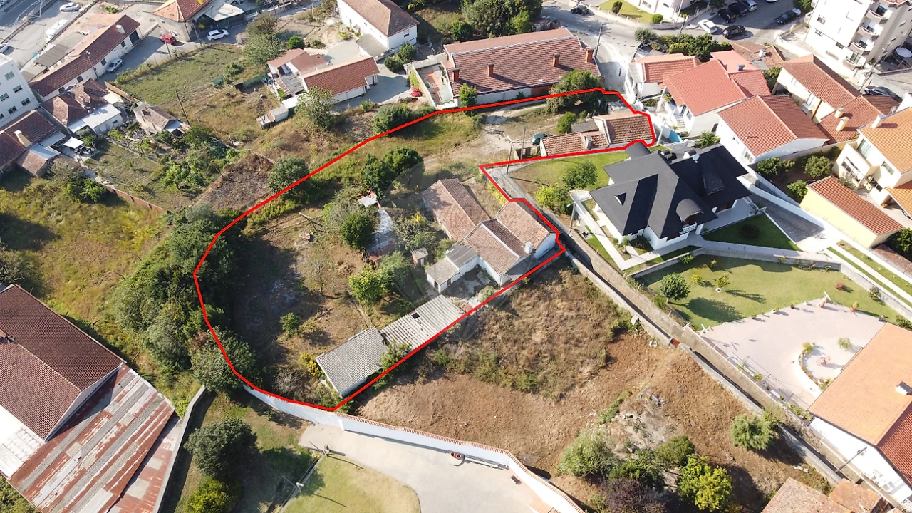 Moradia T3 para Venda em O. Azeméis, Riba-Ul, Ul, Macinhata Seixa, Madail Foto 10