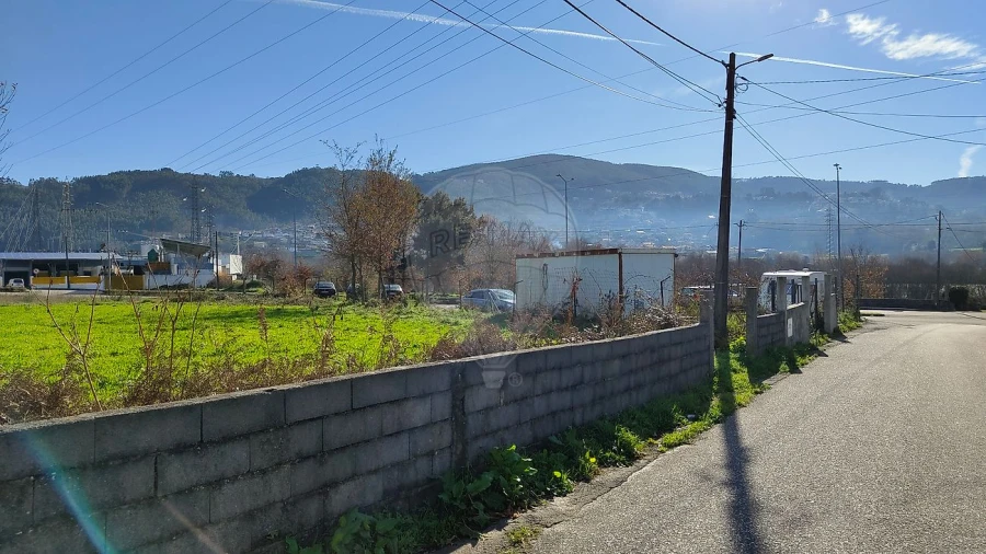 Terreno para Venda em São Pedro de Castelões Foto 4