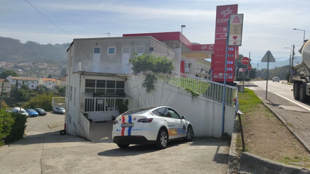 Negócio para Venda em São Pedro de Castelões Foto 1