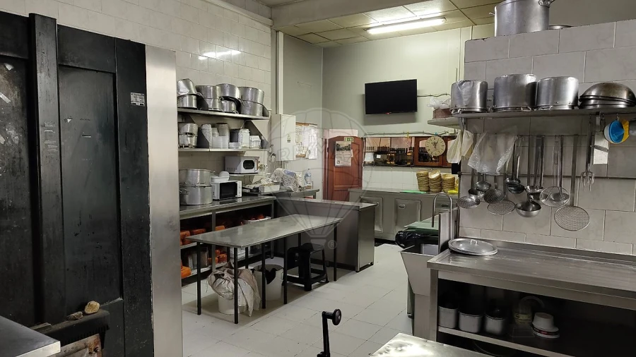 Negócio para Venda em São Pedro de Castelões Foto 17