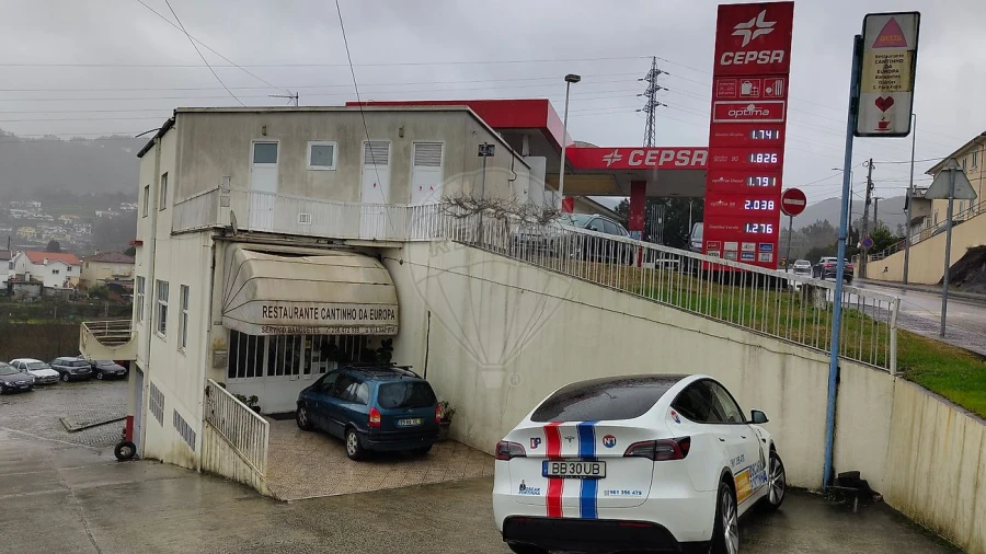 Negócio para Venda em São Pedro de Castelões Foto 13