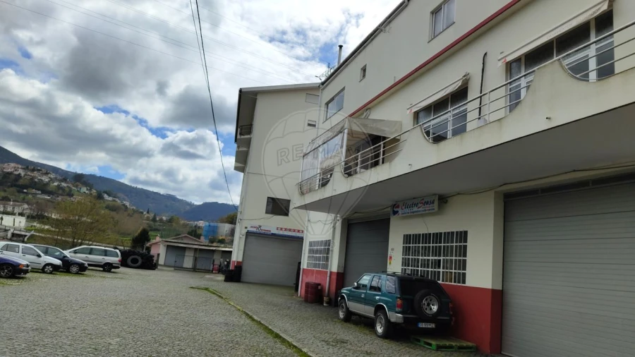 Negócio para Venda em São Pedro de Castelões Foto 25