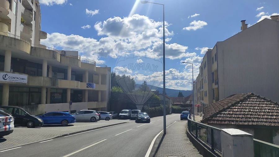 Loja para Venda em Macieira de Cambra Foto 21