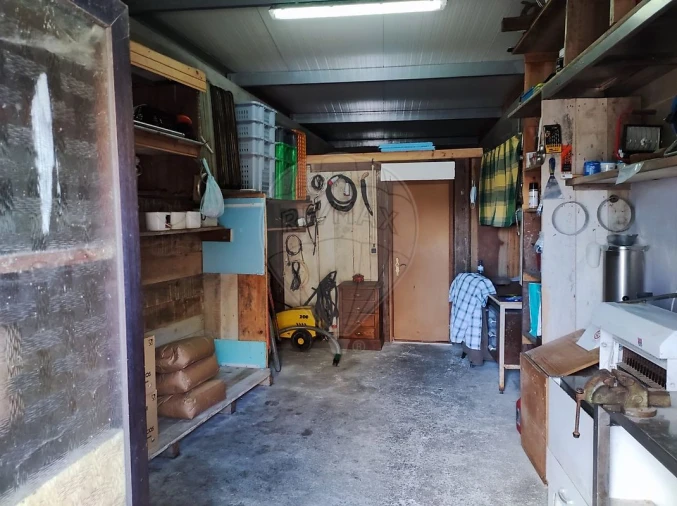 Prédio para Venda em Junqueira Foto 24