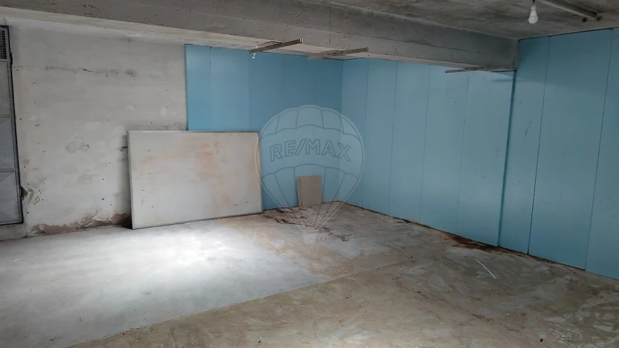 Loja para Arrendamento em Vila Chã, Codal e Vila Cova de Perrinho Foto 9