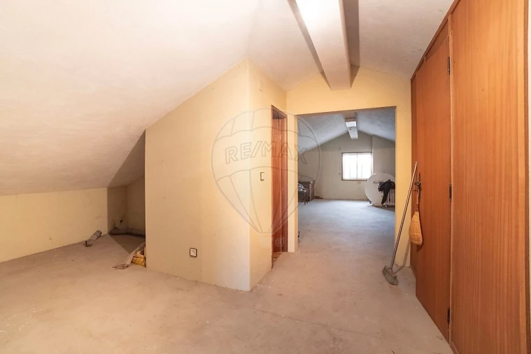 Moradia T3 para Venda em Arões Foto 32