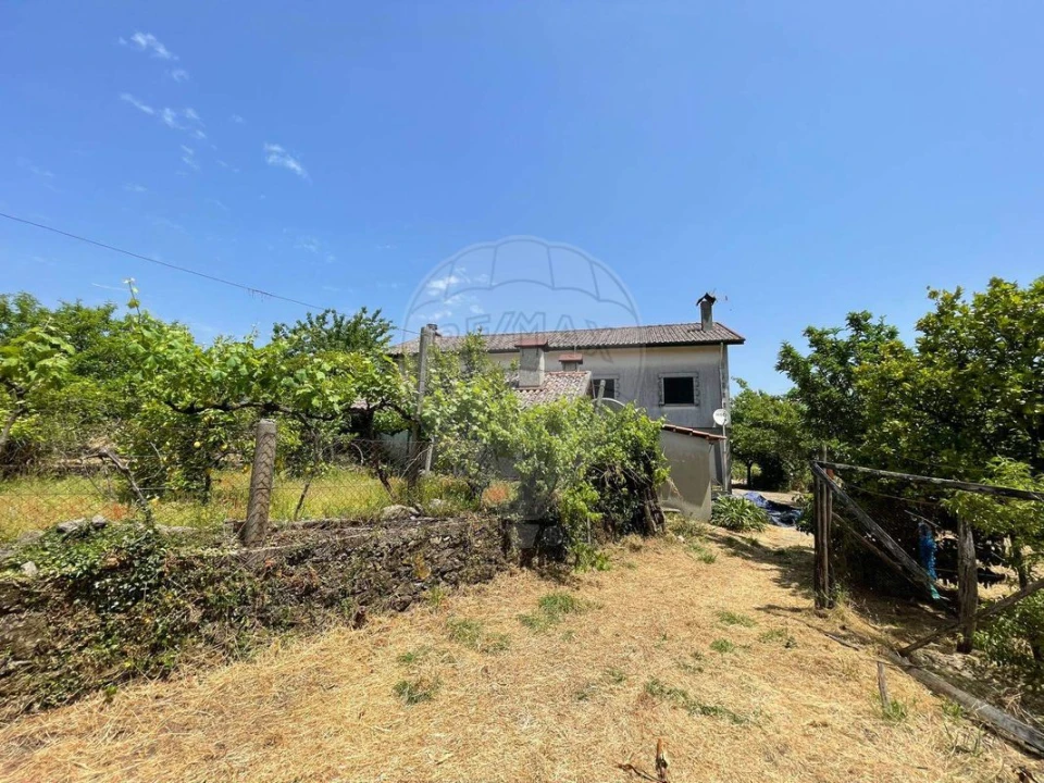 Moradia T3 para Venda em Arões Foto 47