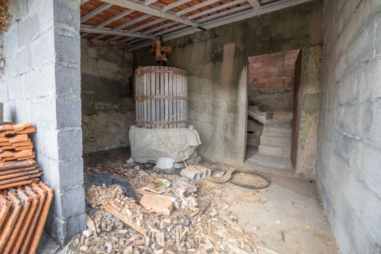 Armazém para Venda em Arões Foto 17