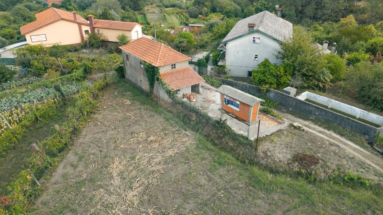 Armazém para Venda em Arões Foto 2