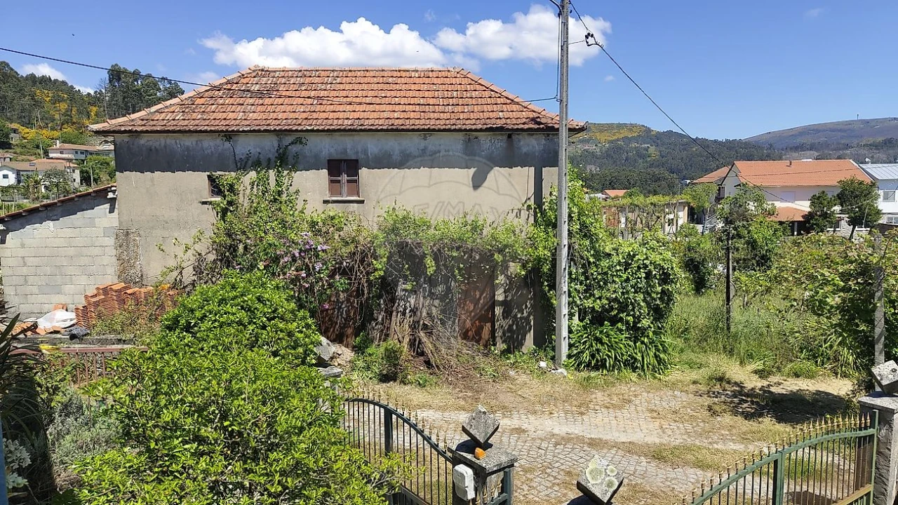 Armazém para Venda em Arões Foto 4