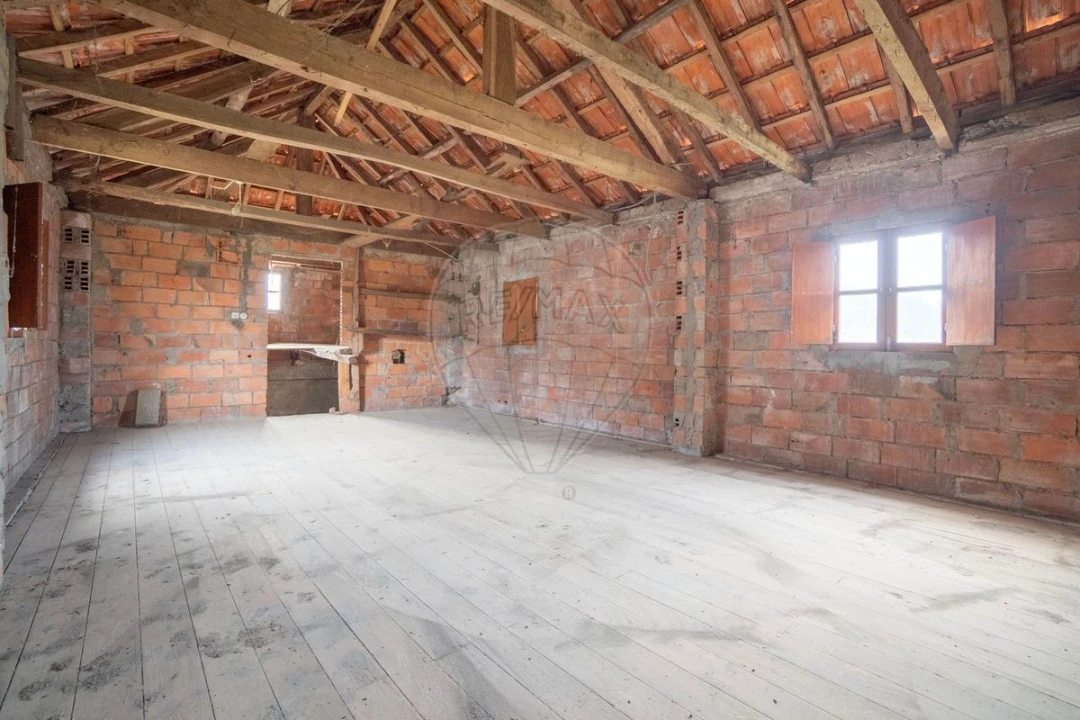 Armazém para Venda em Arões Foto 14