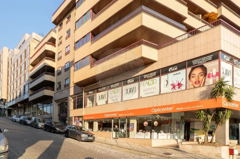 Loja para Venda em O. Azeméis, Riba-Ul, Ul, Macinhata Seixa, Madail Foto 25