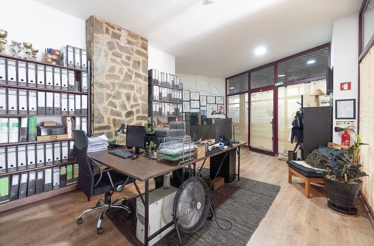 Loja para Venda em O. Azeméis, Riba-Ul, Ul, Macinhata Seixa, Madail Foto 11