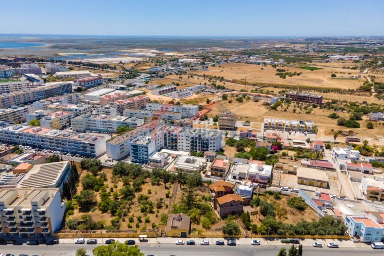 Terreno para Venda em Quelfes Foto 38