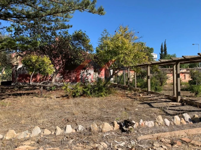 Terreno para Venda em Quelfes Foto 47