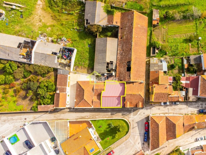 Moradia T3 para Venda em Tavarede Foto 2