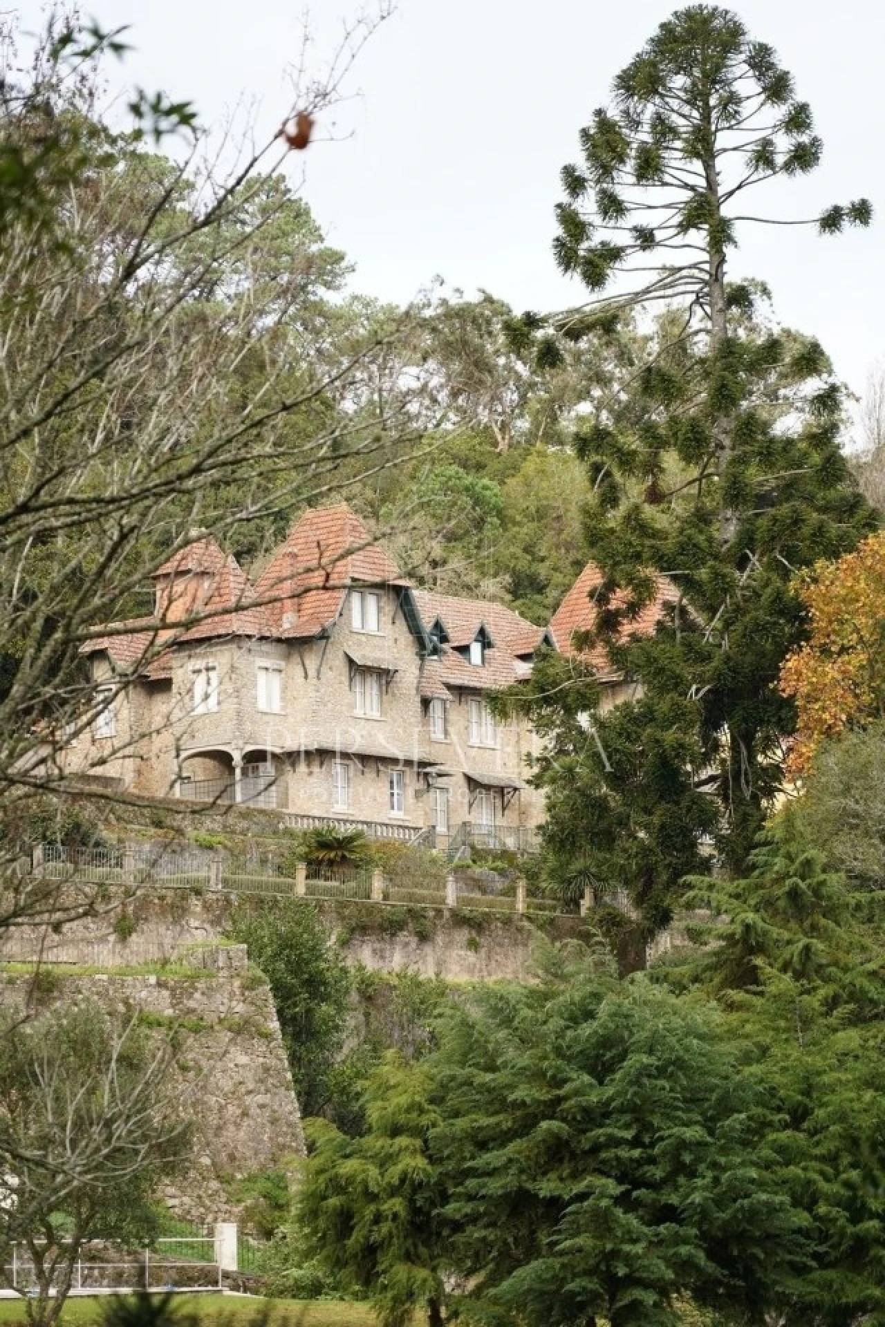 Moradia T32 para Venda em Santa Maria e São Miguel, São Martinho, São Pedro Penaferrim Foto 8