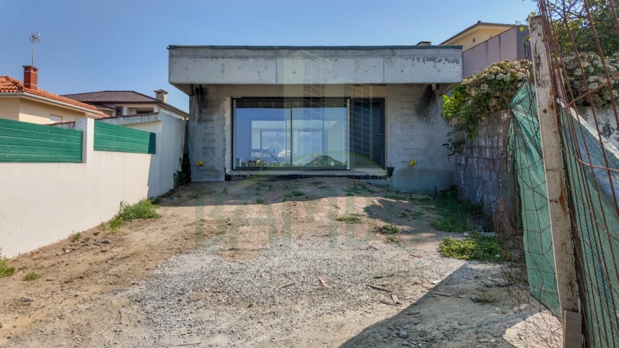 Moradia T2 para Venda em Moledo e Cristelo Foto 3