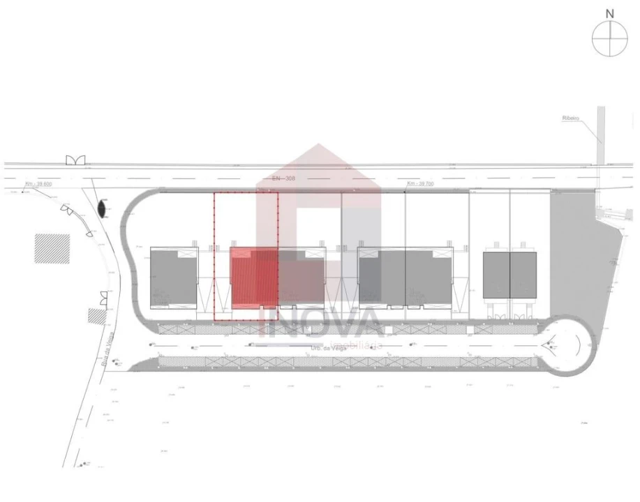 Moradia T3 para Venda em Coucieiro Foto 46