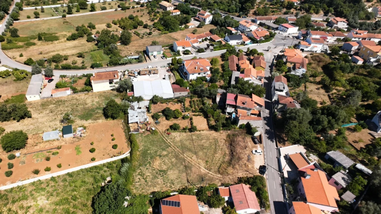 Terreno para Venda em Assafarge e Antanhol Foto 1