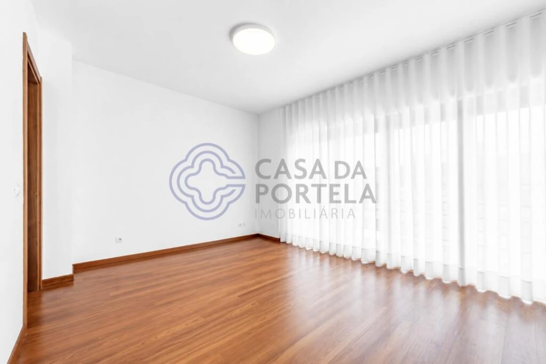 Moradia T4 para Venda em Alcochete Foto 14