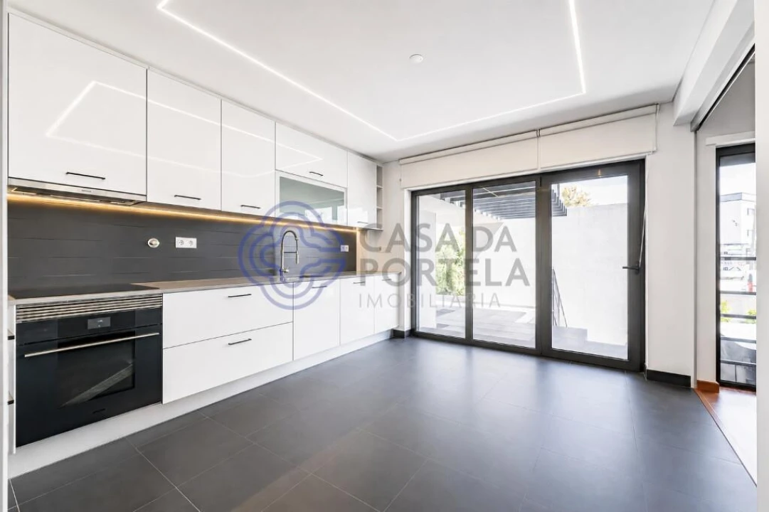 Moradia T4 para Venda em Alcochete Foto 9