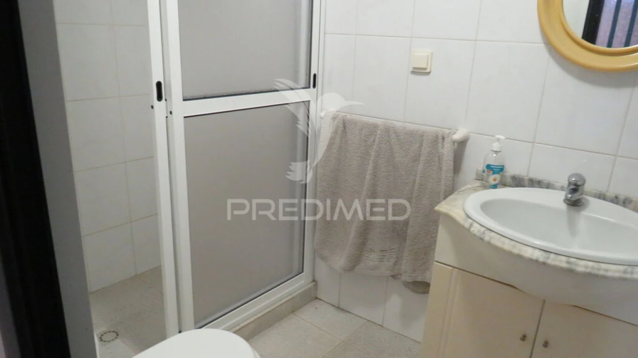 Moradia T3 para Venda em Serra de Agua Foto 12