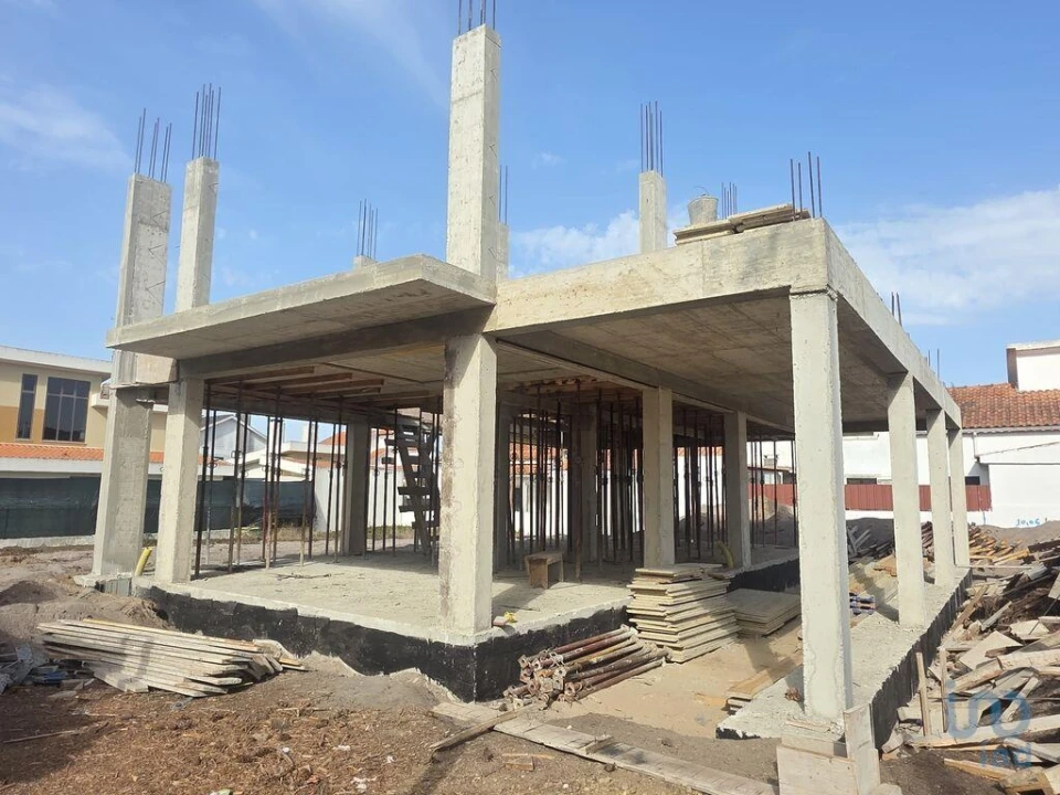 Moradia T3 para Venda em Sesimbra (Castelo) Foto 4