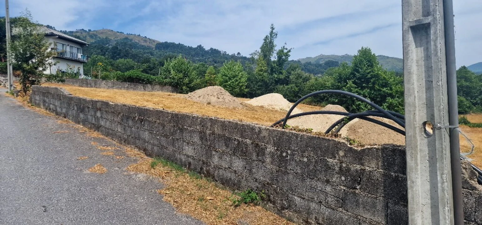 Terreno para Venda em Eira Vedra Foto 5