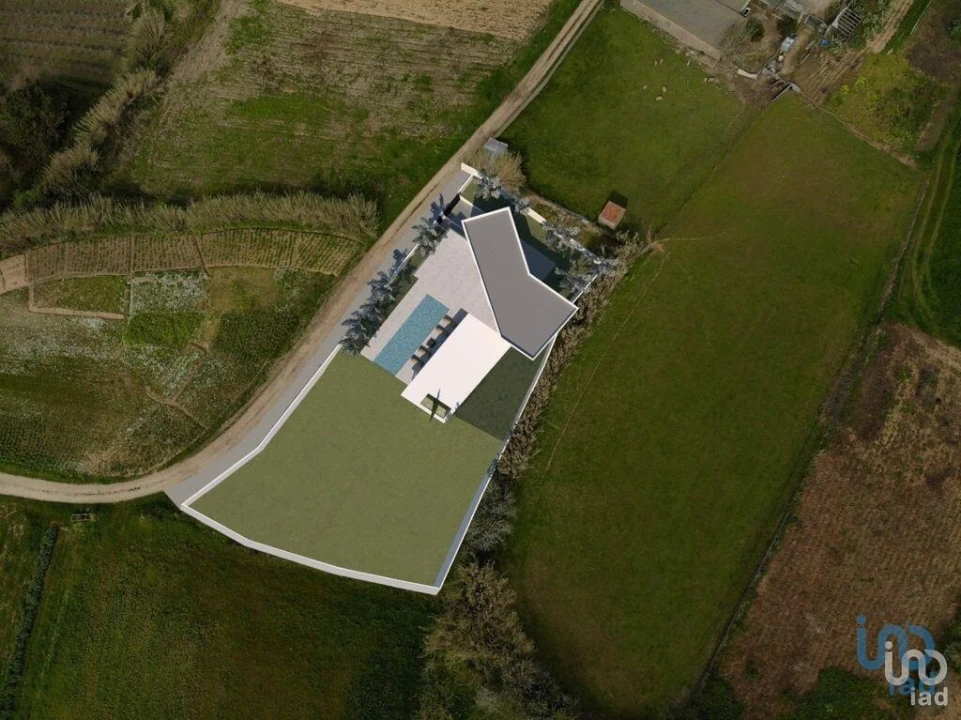 Terreno para Venda em Famalicão Foto 1