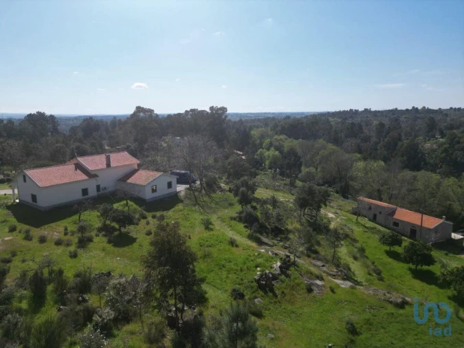 Moradia T3 para Venda em Castelo Novo Foto 2