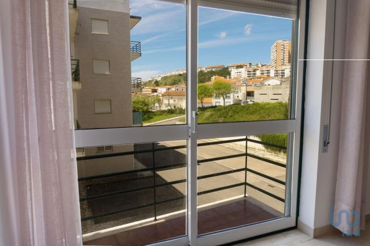 Apartamento T2 para Venda em Nazare Foto 9
