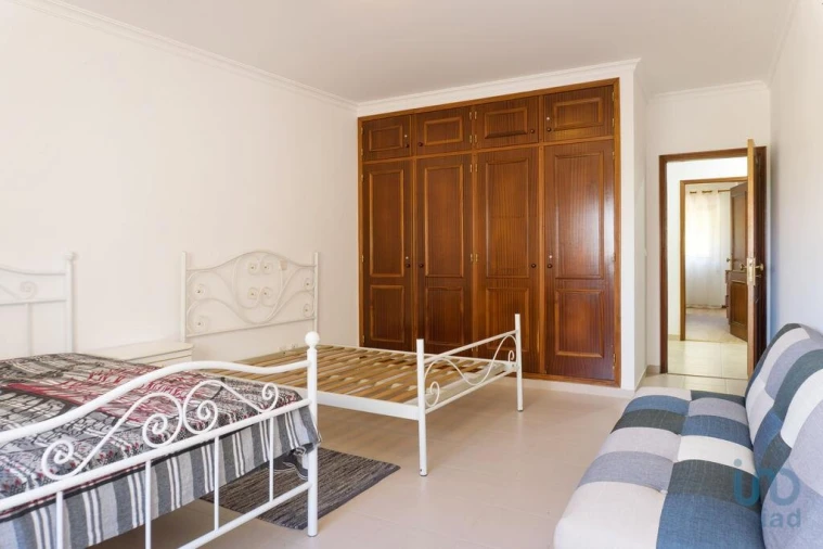 Apartamento T2 para Venda em Nazare Foto 5