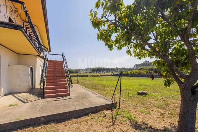 Moradia T3 para Venda em Maceda Foto 40