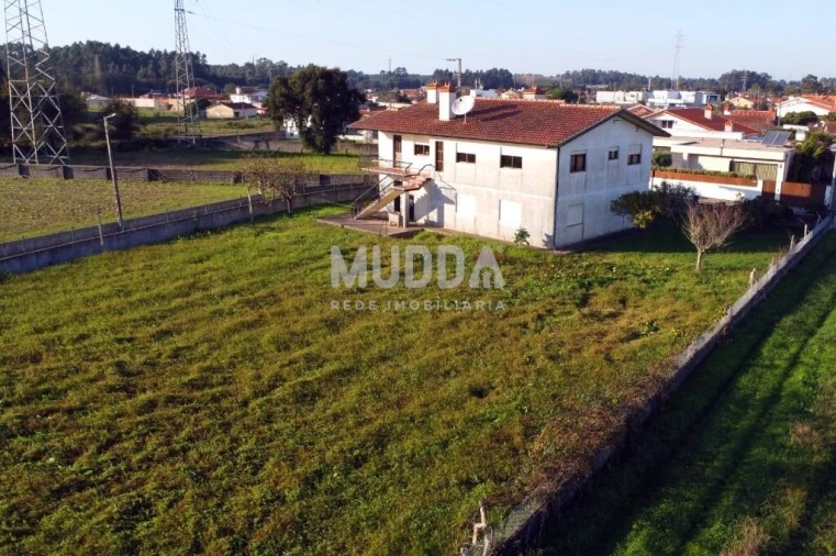 Moradia T3 para Venda em Maceda Foto 54