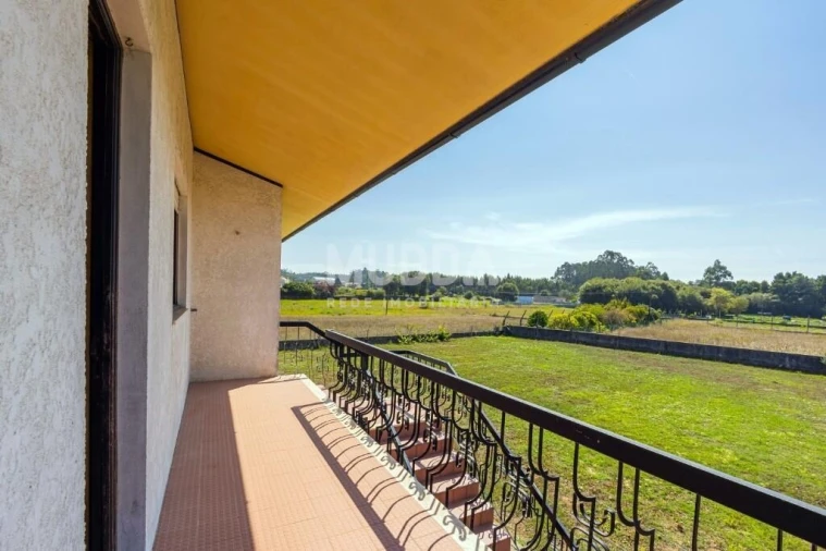 Moradia T3 para Venda em Maceda Foto 16