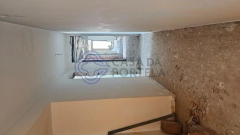 Apartamento T5 para Venda em Santa Marinha e São Pedro da Afurada