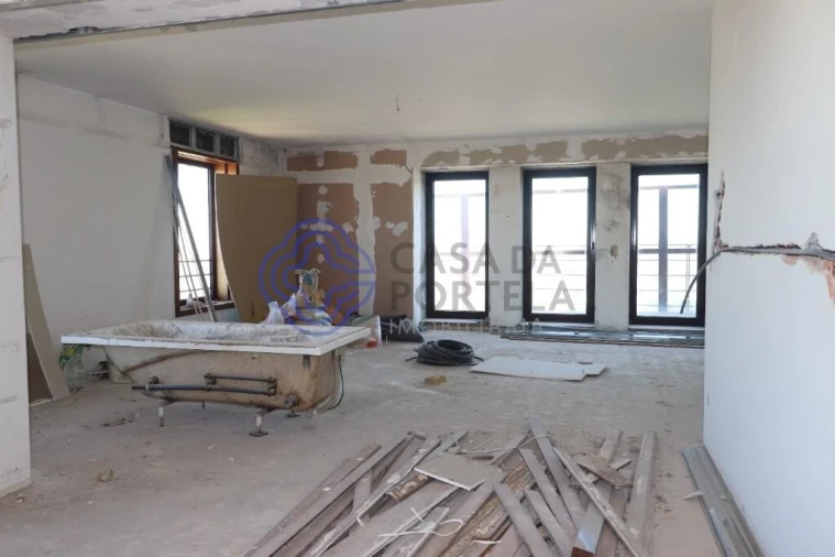 Apartamento T5 para Venda em Santa Marinha e São Pedro da Afurada Foto 4