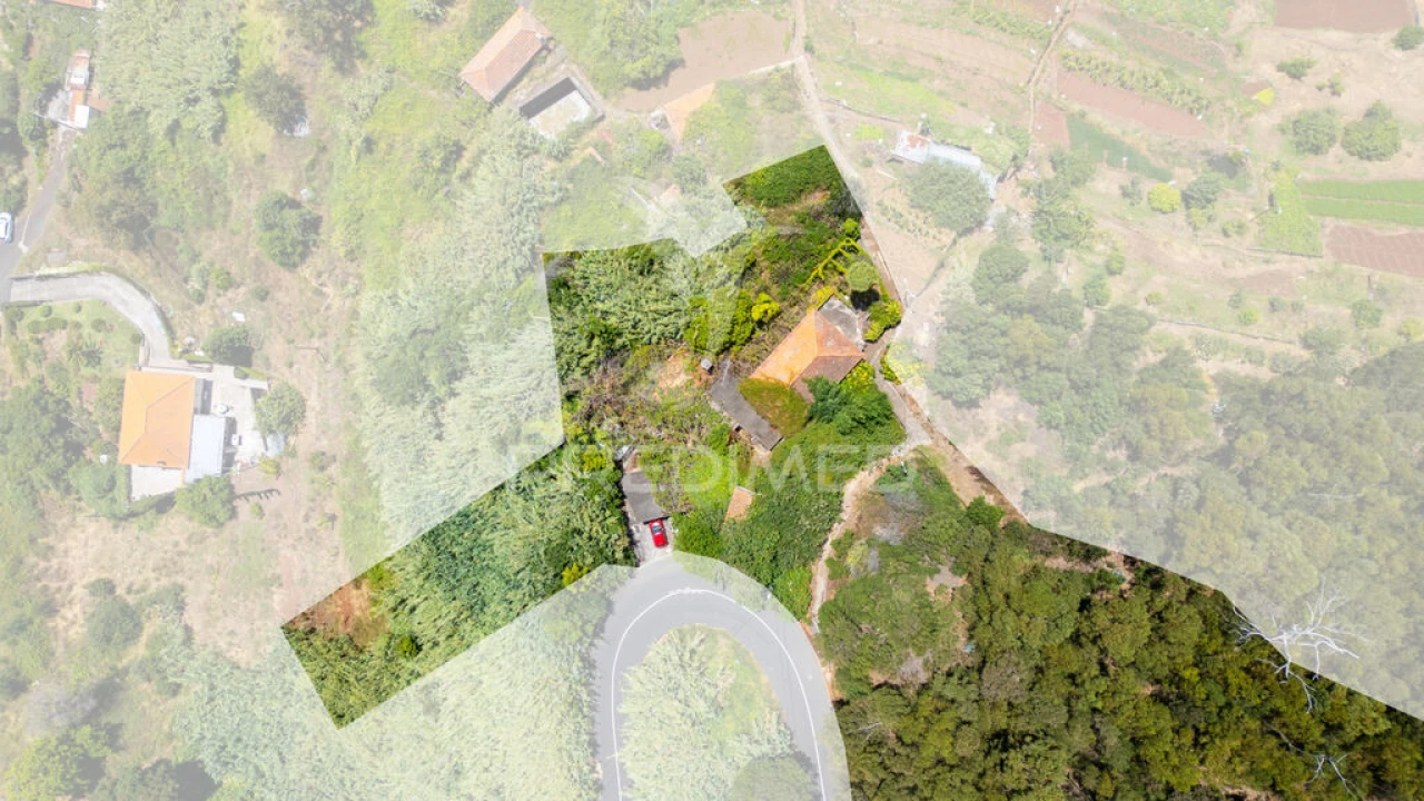 Terreno para Venda em Caniço Foto 7