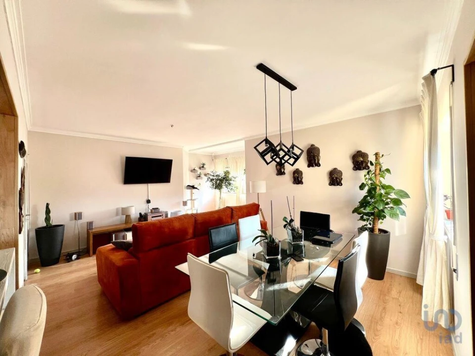 Apartamento T3 para Venda em Mafamude e Vilar do Paraíso Foto 8