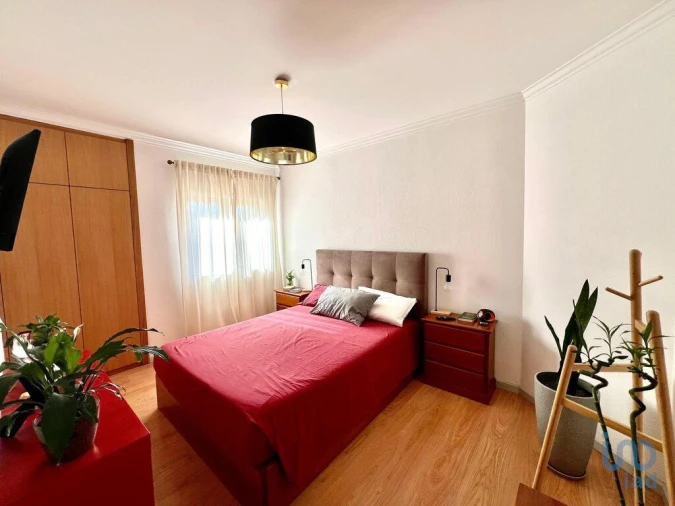 Apartamento T3 para Venda em Mafamude e Vilar do Paraíso Foto 2