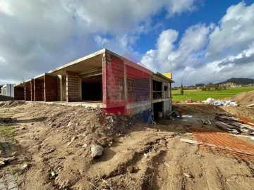 Moradia T3 para Venda em Coucieiro